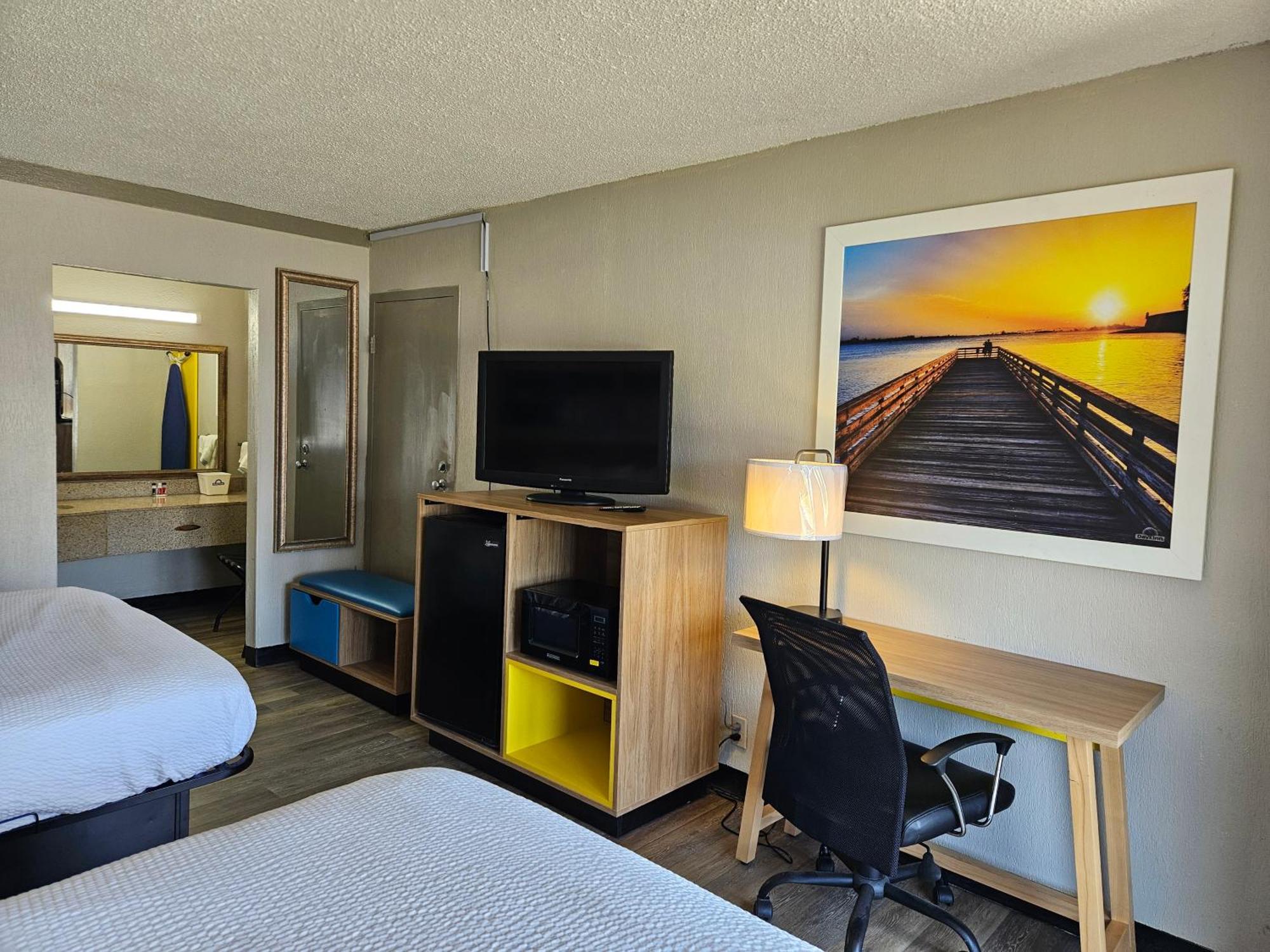 Days Inn By Wyndham Washington Extérieur photo